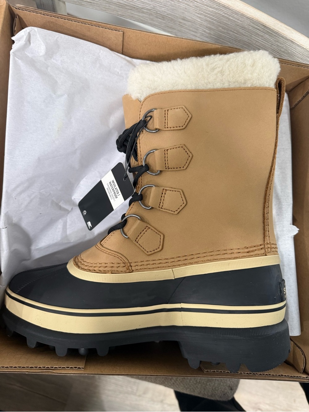 Women’s Size 8 Sorel Winter Boots - Picture 2 of 4